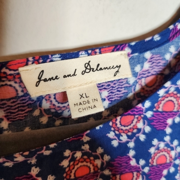 Jane and Delancy peasants long sleeve flowy rayon blouse. - Picture 6 of 17